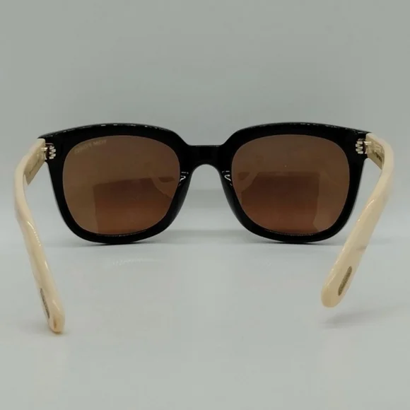 Tom Ford Sunglasses Black With Ivory Colored Arms, Gold Accents, Made In Italy - Picture 4 of 11